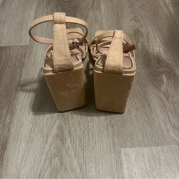 Women's Lulu's Nude Ankle Strap Heels - Picture 4 of 8